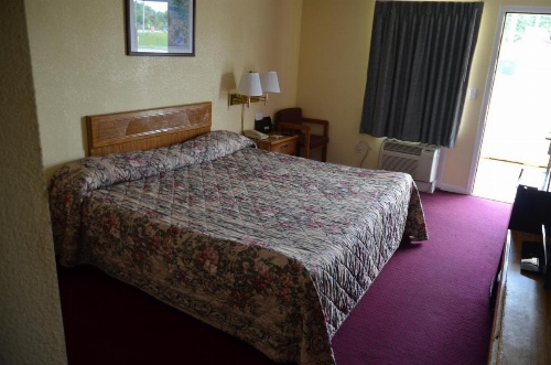 Economy Inn - Sweetwater image 18